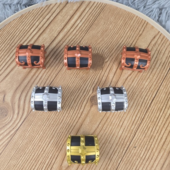 Skylanders Imaginators Lot of 6 Mystery Chest 1 Gold 2 Silver‎ 3 Bronze - Picture 2 of 3